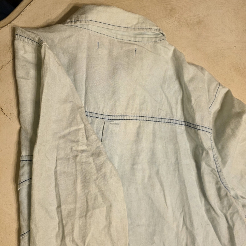 ​🌟 Prince & Fox XL Light Wash Denim Button Down Shirt Chambray Shacket Western - Picture 6 of 6